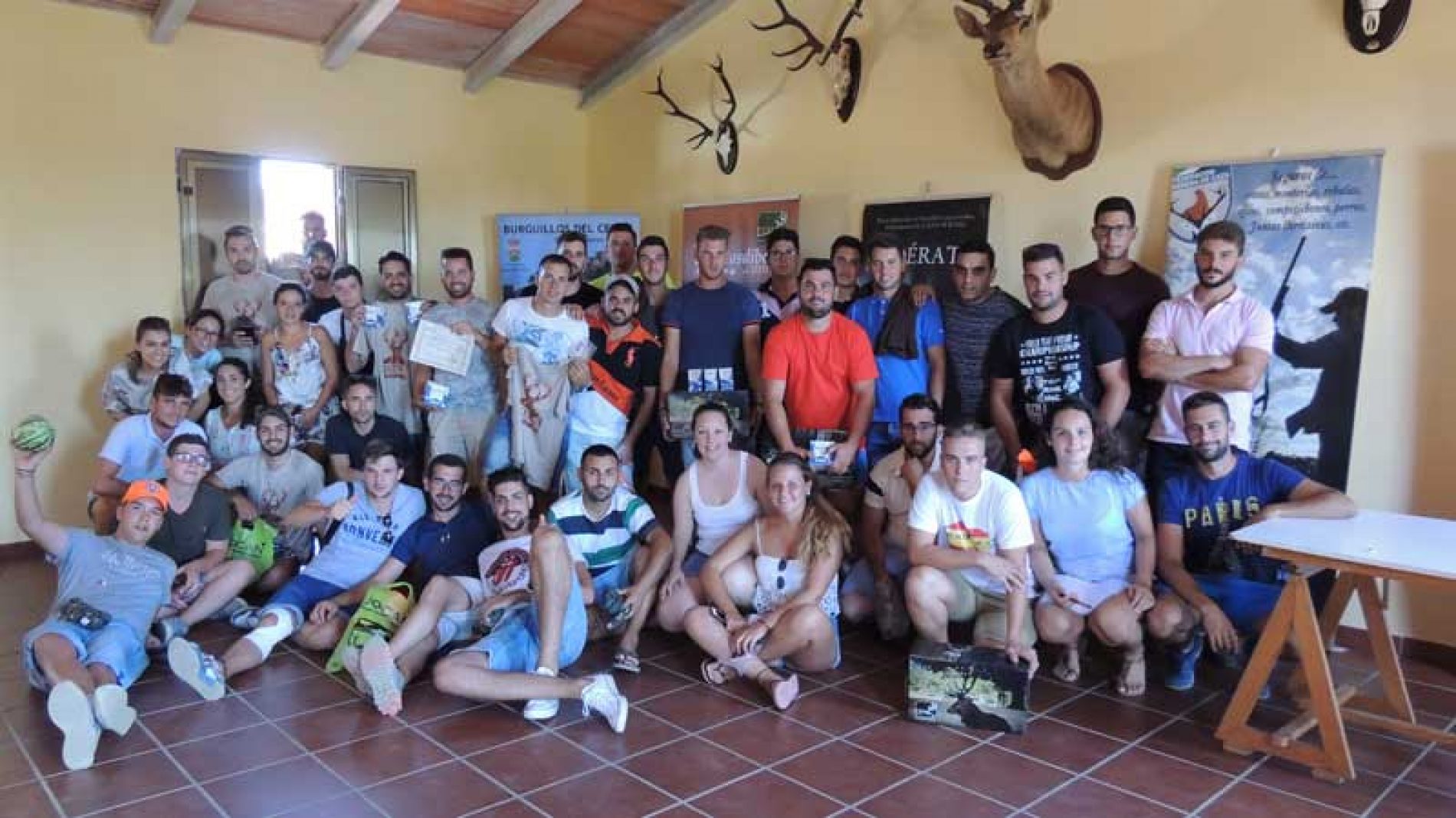 Jóvenes cazadores se congregan en Extremadura para defender la caza