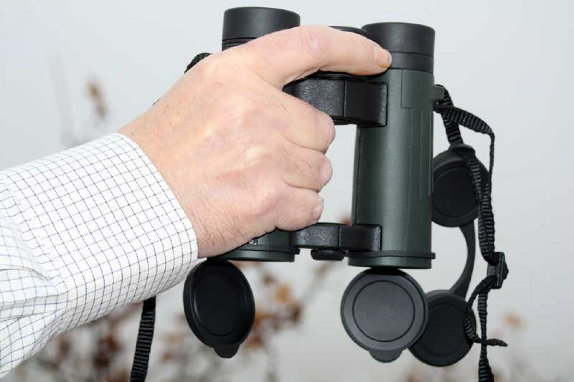 Probamos los nuevos binoculares Shilba Odyssey, más ergonómicos y compactos