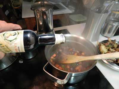 alubias-con-codornices-vino