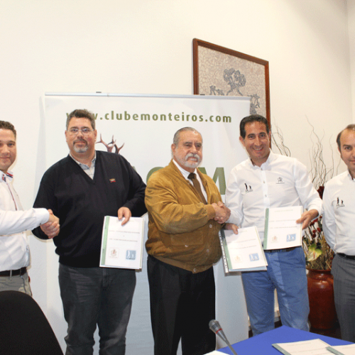 JUVENEX firma un protocolo de colaboración con jóvenes cazadores portugueses