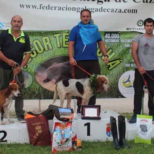 Emilio J. Fernández y ‘Toñín’ campeones de España de Perros de Rastro