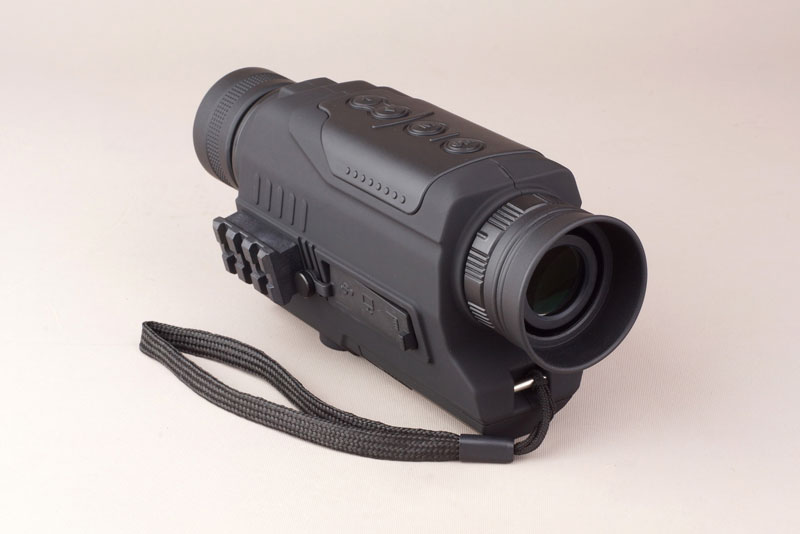 Monocular visi贸n nocturna KONUSPY-12, de Arcea.