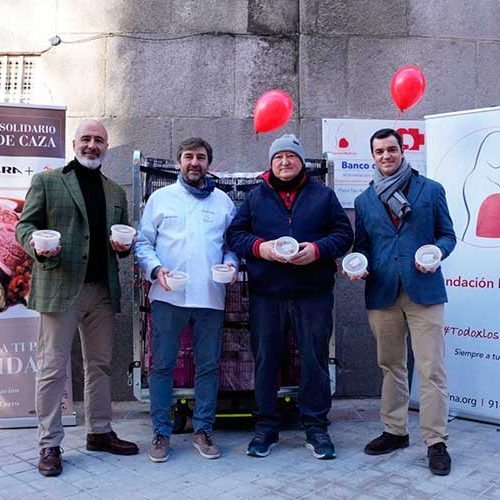 Asiccaza y Bergara donan más de 1.000 raciones de carne de caza a dos comedores sociales